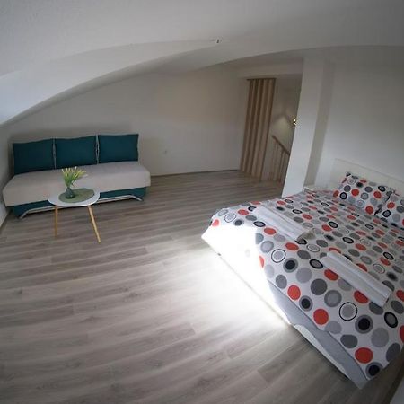 Apartmani Ivkovic+ 特雷比涅 外观 照片