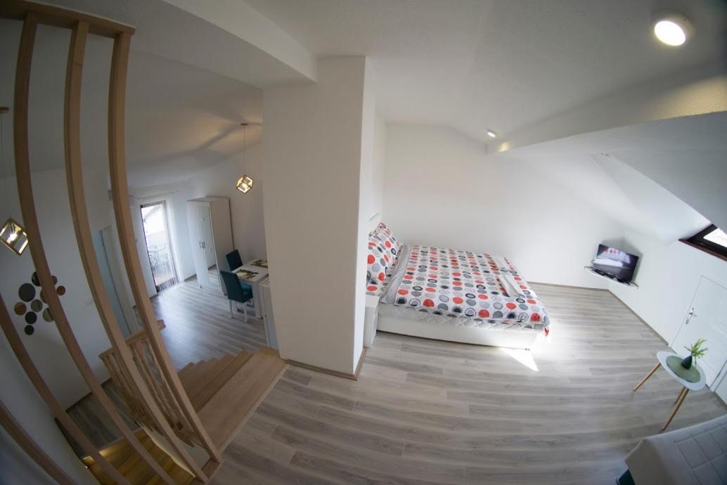 Apartmani Ivkovic+ 特雷比涅 外观 照片