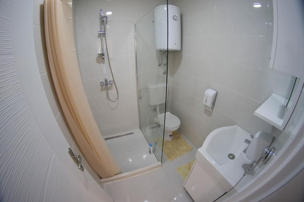 Apartmani Ivkovic+ 特雷比涅 外观 照片