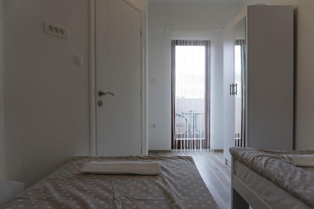 Apartmani Ivkovic+ 特雷比涅 外观 照片