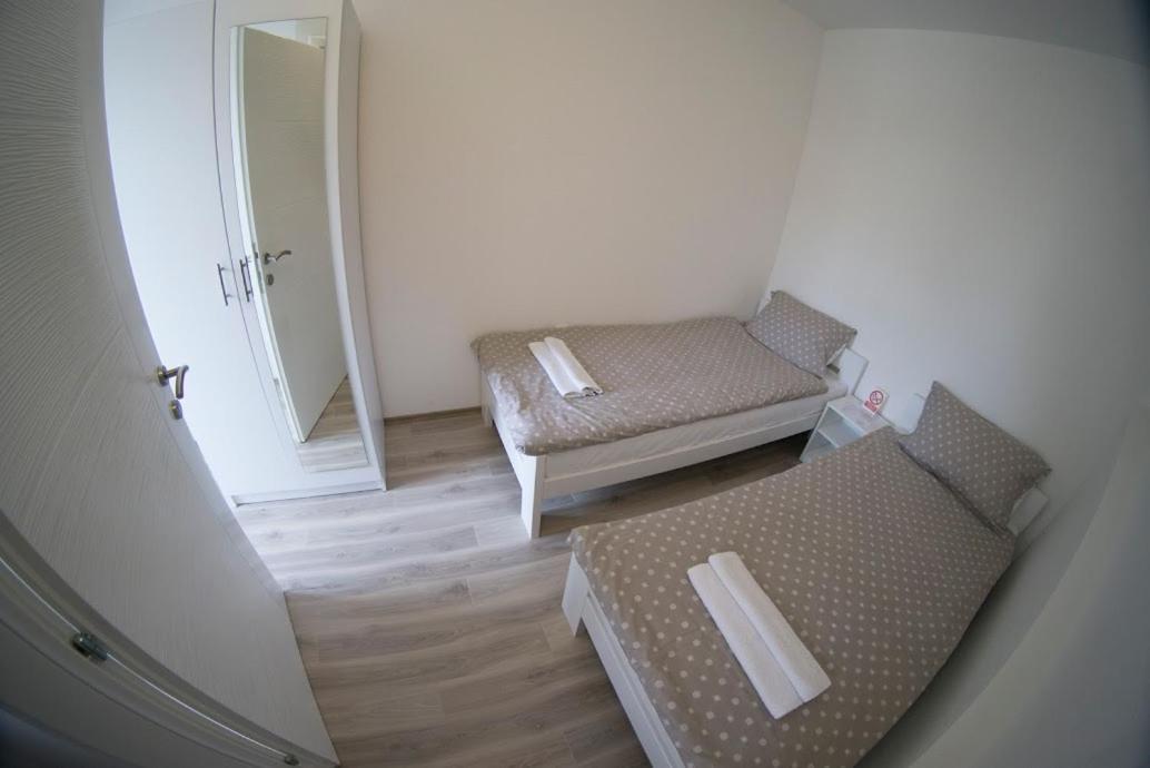 Apartmani Ivkovic+ 特雷比涅 外观 照片